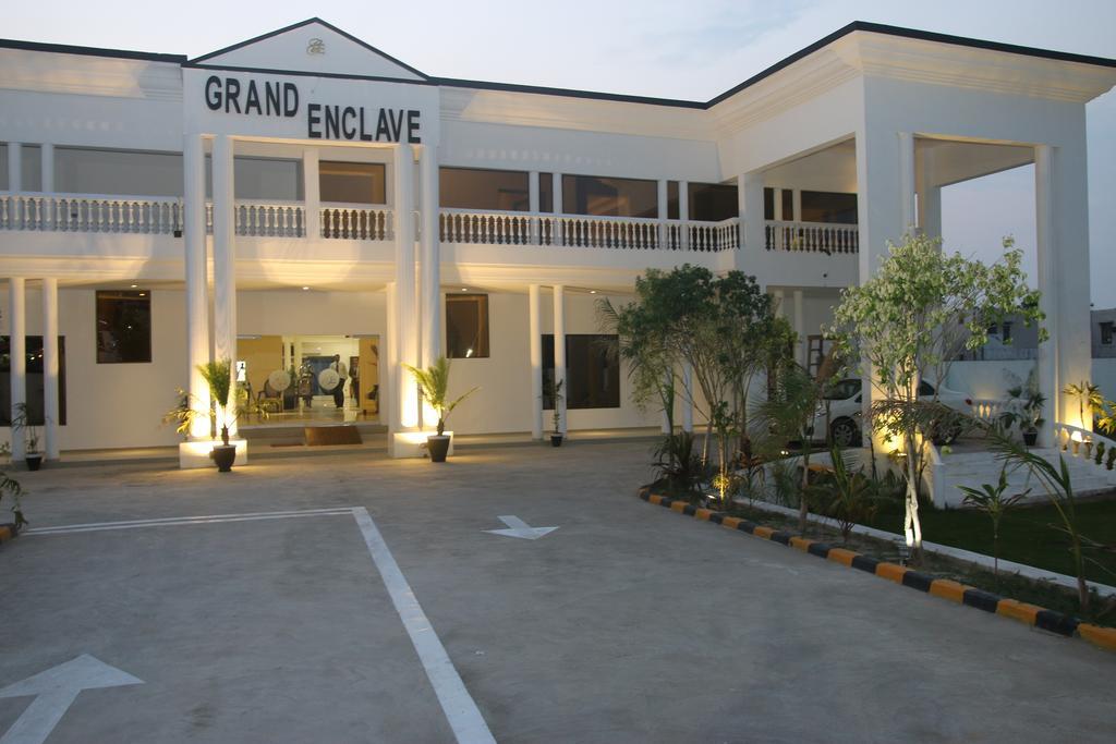 Hotel Grand Enclave Lahore Zimmer foto